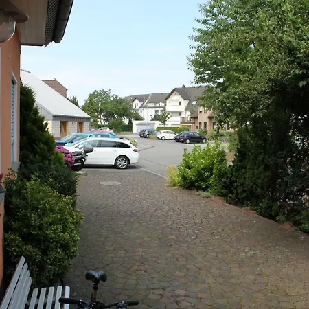 Apartament Ferienwohnung In Andernach