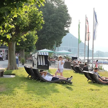 Apartament Ferienwohnung In Andernach